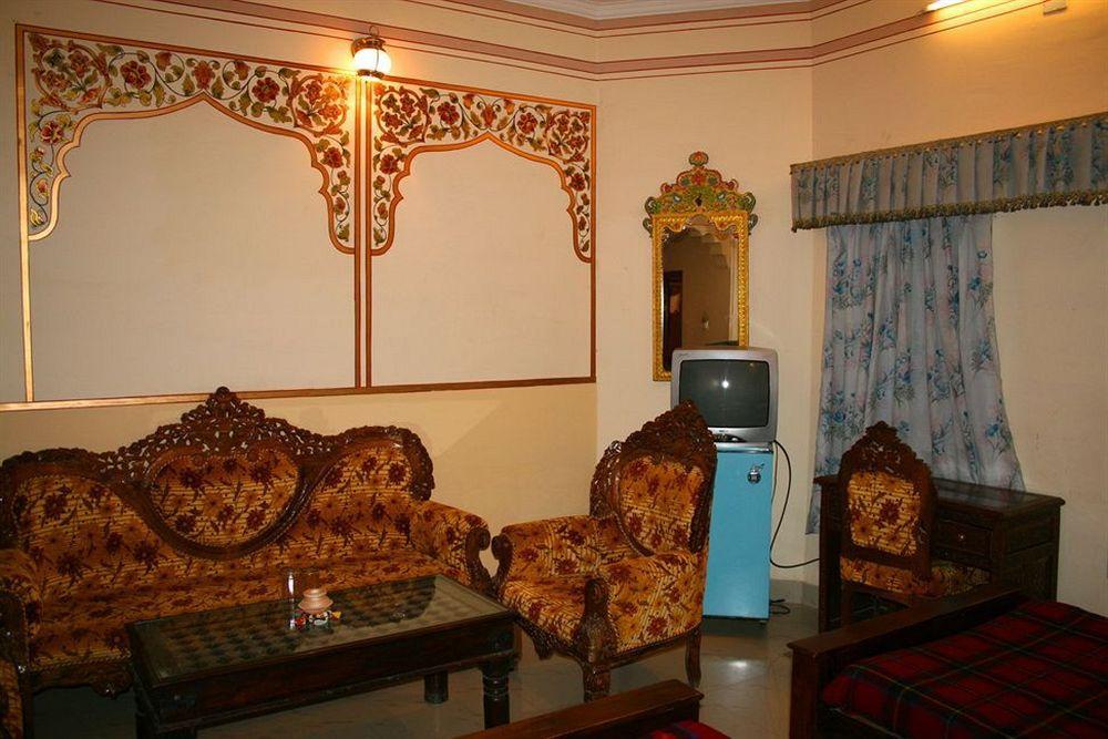 Hotel Sagar Биканер Экстерьер фото
