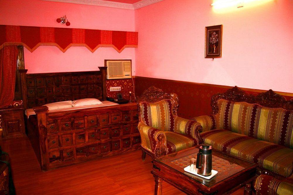 Hotel Sagar Биканер Экстерьер фото