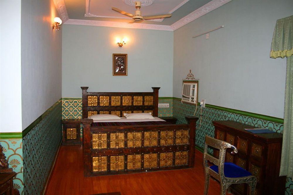 Hotel Sagar Биканер Экстерьер фото