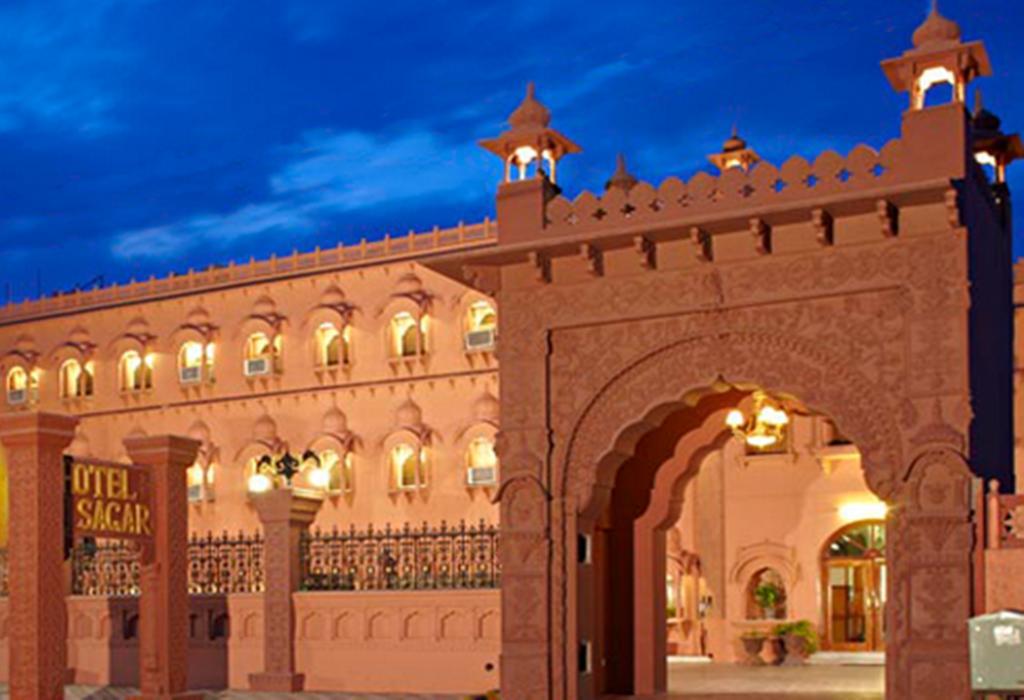 Hotel Sagar Биканер Экстерьер фото