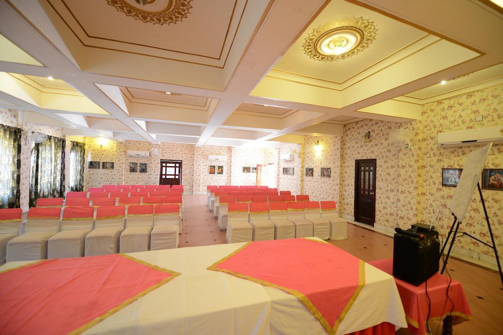 Hotel Sagar Биканер Экстерьер фото
