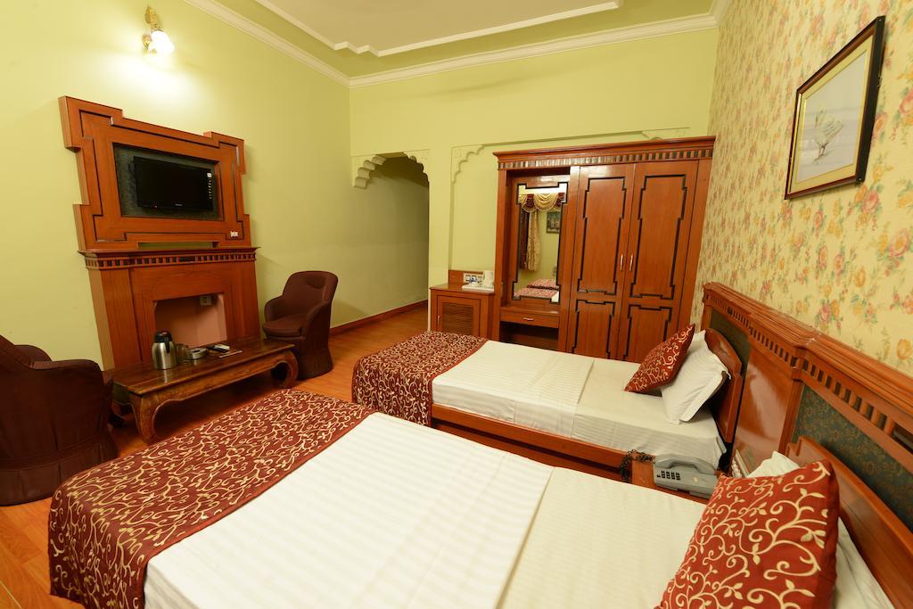 Hotel Sagar Биканер Экстерьер фото