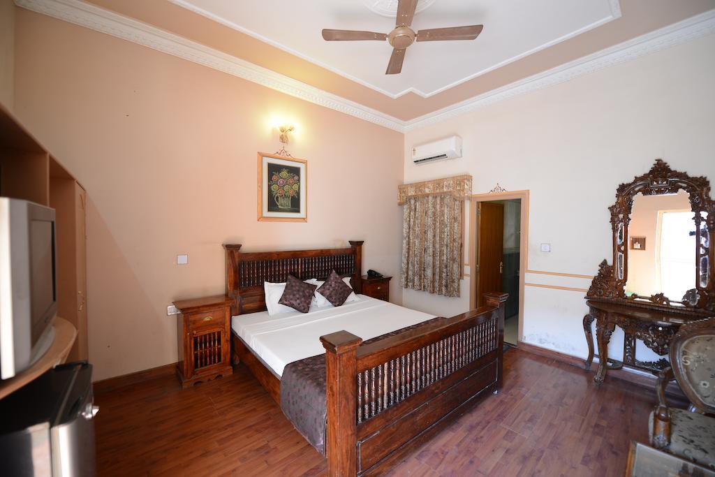 Hotel Sagar Биканер Экстерьер фото